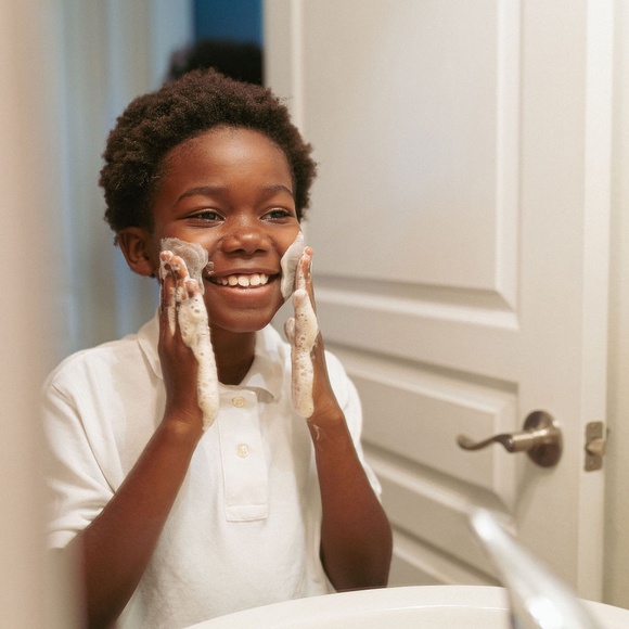 VBN Naturals Cocoa Butter African Black Soap - Picture 5 of 5